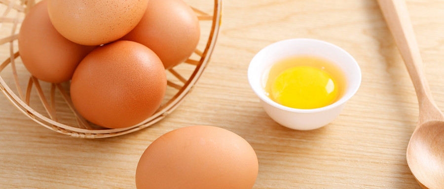 蛋黄颜色越深的鸡蛋品质越好吗？