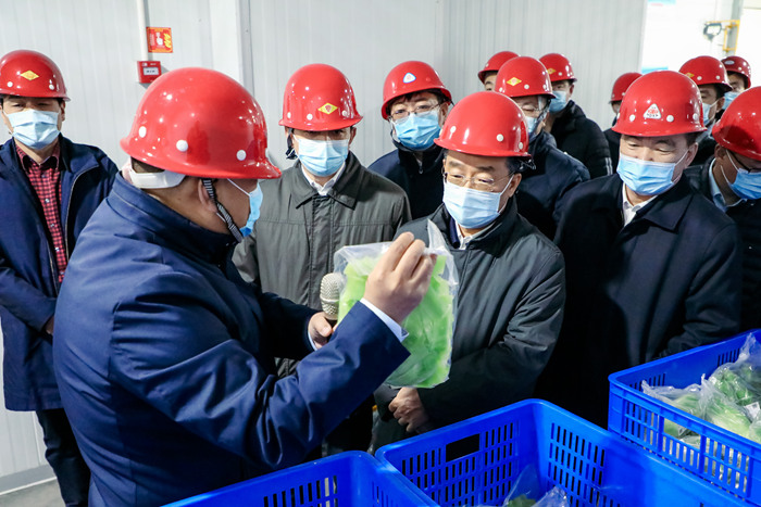 唐仁健在京调研“菜篮子”产品稳产保供，十分关心畜禽种业问题