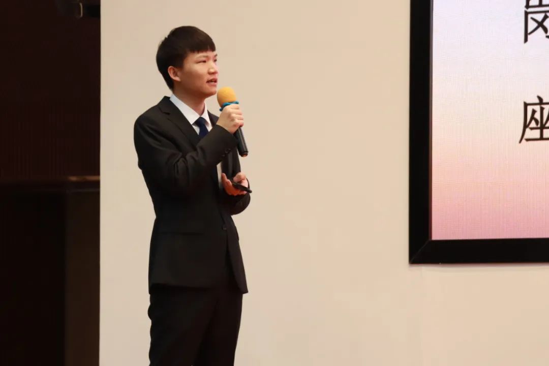 牧原集团举行第十四届拜师大典