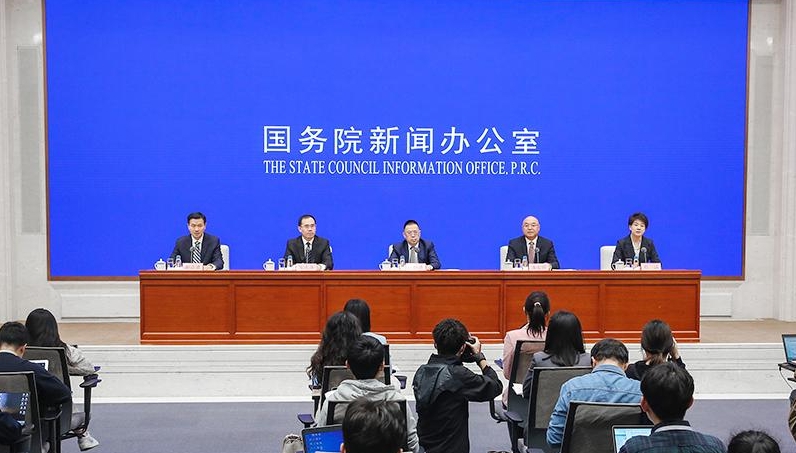 农业农村部：明年春节后可能出现消费淡季与生猪出栏量增加“两碰头”，养猪亏损程度甚至可能重于今年同期