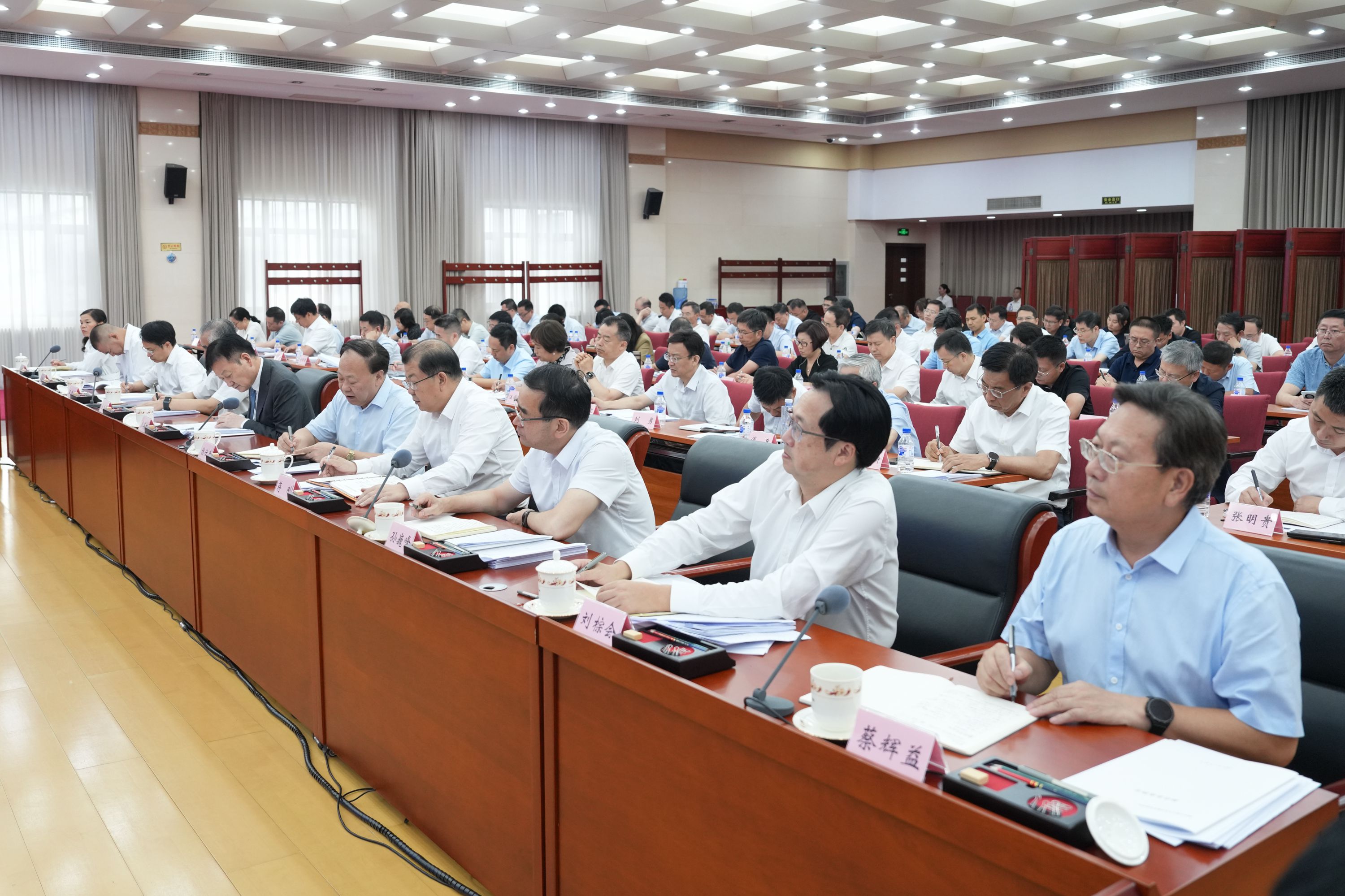 农业农村部召开生猪产业高质量发展座谈会，到底说了什么？后期猪价怎么走？